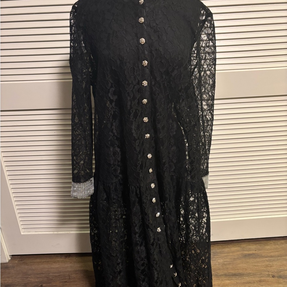 Chic Black Lace Long Sleeve Dress with Button Accents